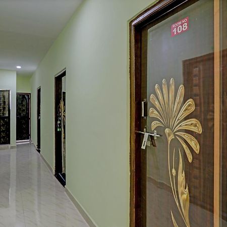 Spot On Hotel Leo Star Chandrapur Εξωτερικό φωτογραφία