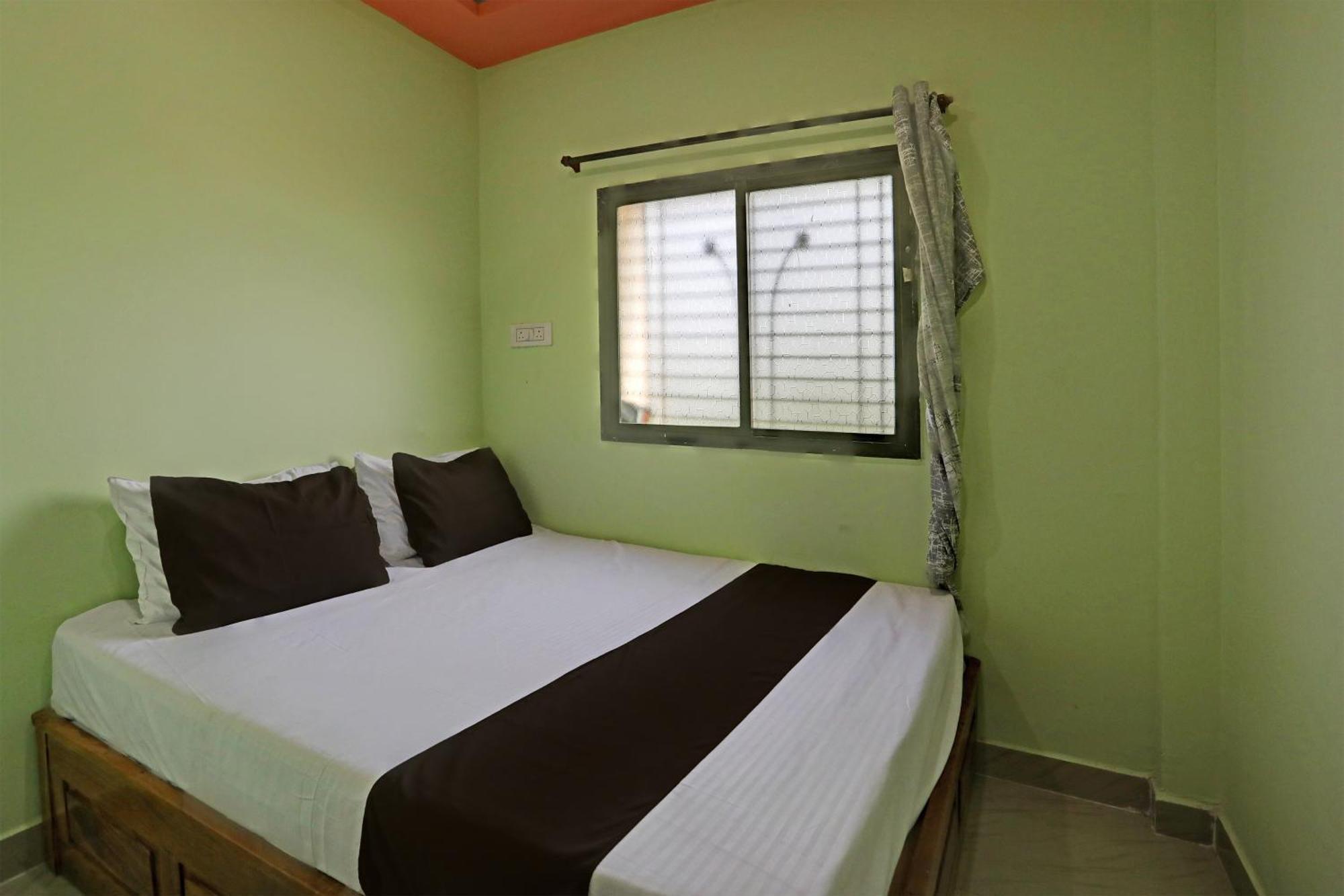 Spot On Hotel Leo Star Chandrapur Εξωτερικό φωτογραφία