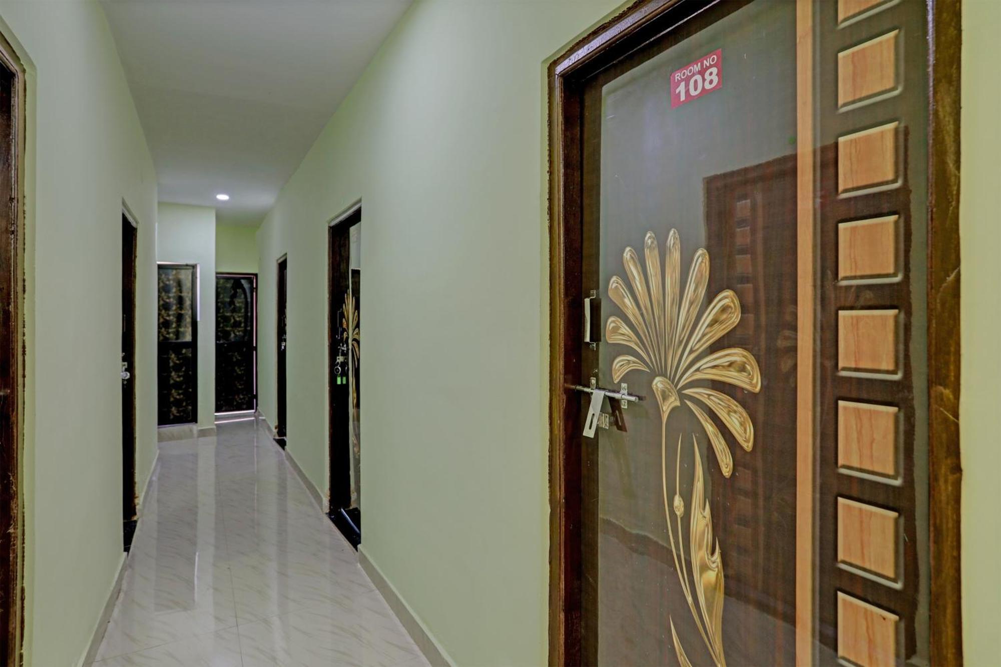 Spot On Hotel Leo Star Chandrapur Εξωτερικό φωτογραφία